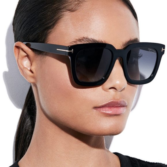 TOM FORD SARI FT0690 01D Sunglasses TF690